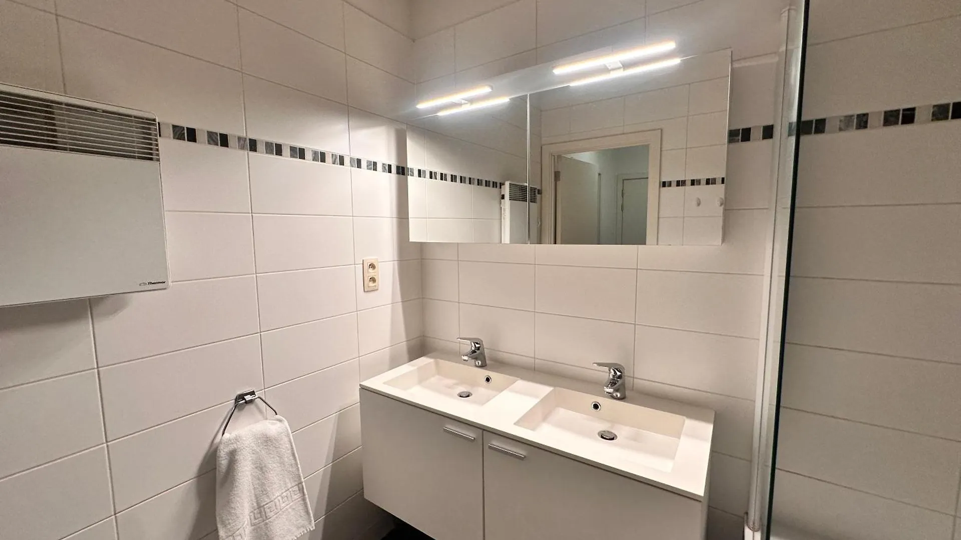 Cosy 2 Bedroom Apartment In City Center Bruxelles